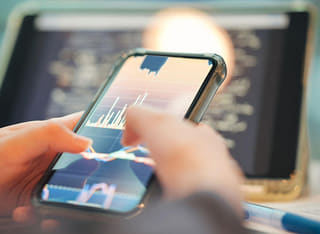 Processus de retrait et de transfert de fonds transparent vérifié par un investisseur
